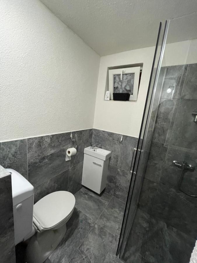 Apartman Karin Huty Extérieur photo