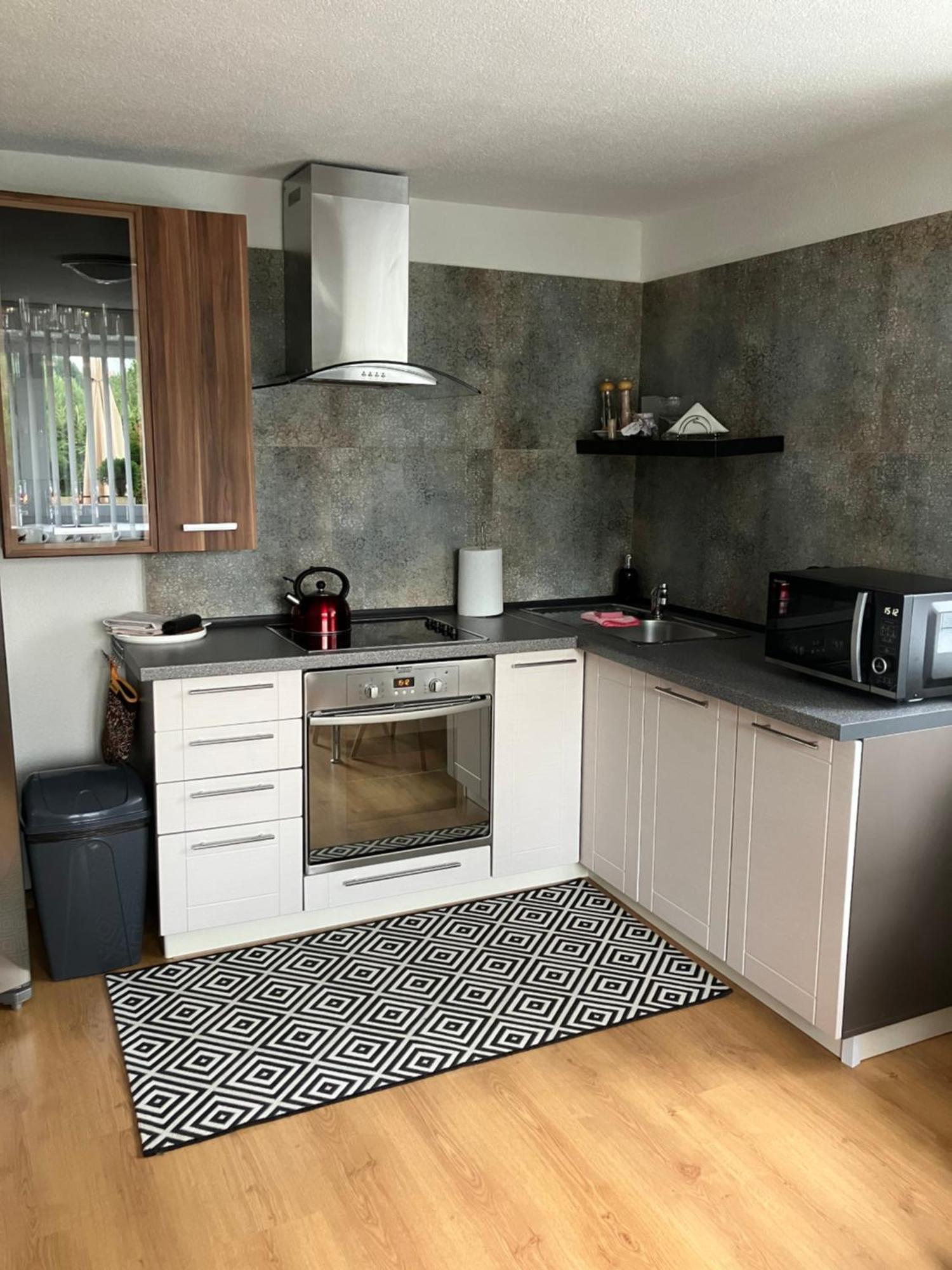 Apartman Karin Huty Extérieur photo